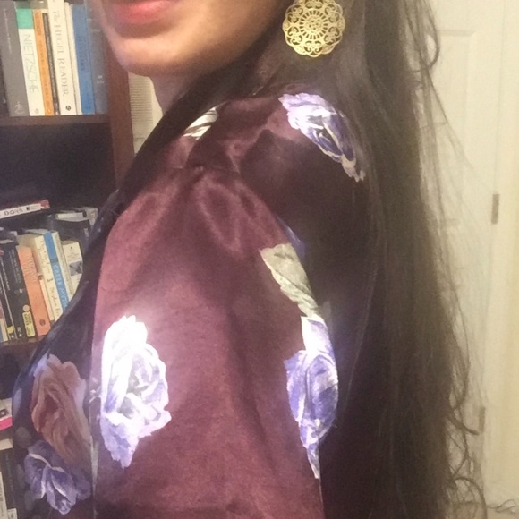 Silky Floral Vintage Tie Front Blouse - Picture 3 of 3